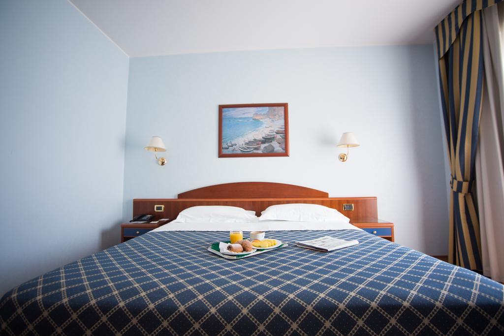 Hotel Levante Fossacesia Ngoại thất bức ảnh