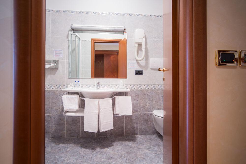 Hotel Levante Fossacesia Ngoại thất bức ảnh
