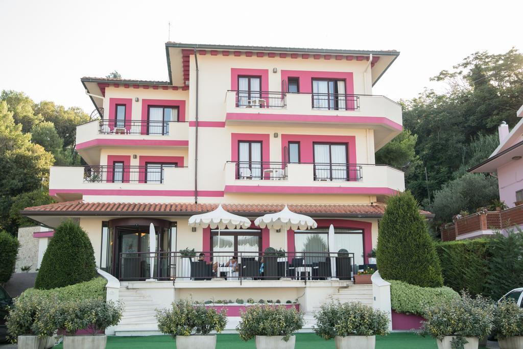 Hotel Levante Fossacesia Ngoại thất bức ảnh