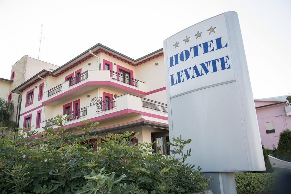 Hotel Levante Fossacesia Ngoại thất bức ảnh
